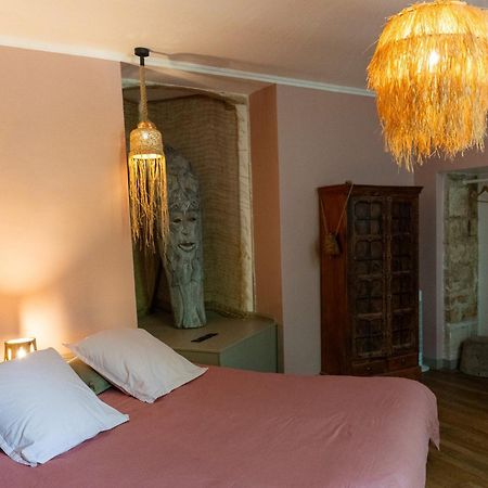 L'Abbaye Saint Michel Bed & Breakfast ตอนแนร์ ภายนอก รูปภาพ
