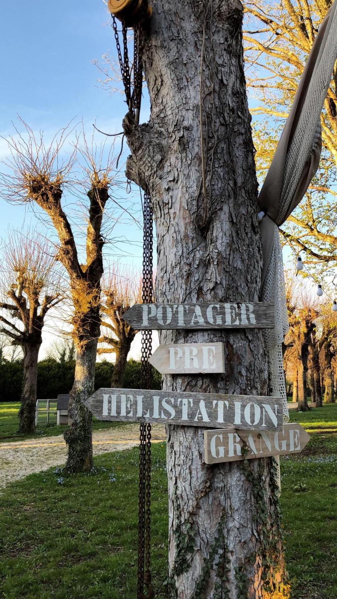 L'Abbaye Saint Michel Bed & Breakfast ตอนแนร์ ภายนอก รูปภาพ