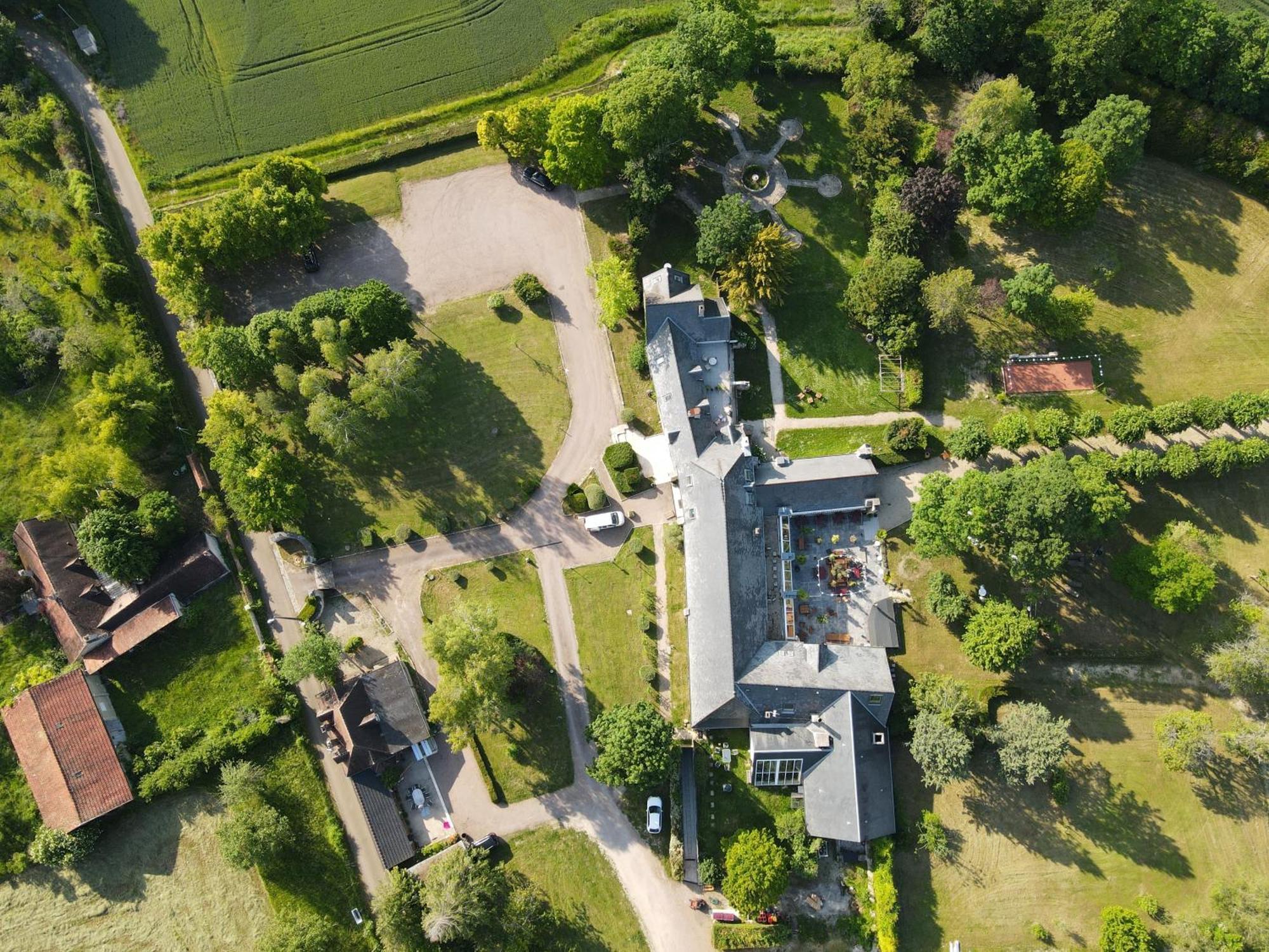 L'Abbaye Saint Michel Bed & Breakfast ตอนแนร์ ภายนอก รูปภาพ