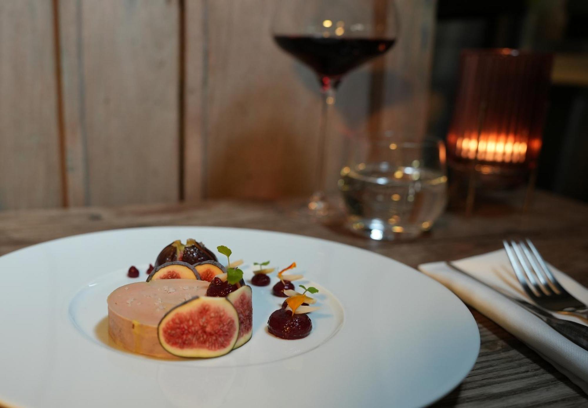 L'Abbaye Saint Michel Bed & Breakfast ตอนแนร์ ภายนอก รูปภาพ