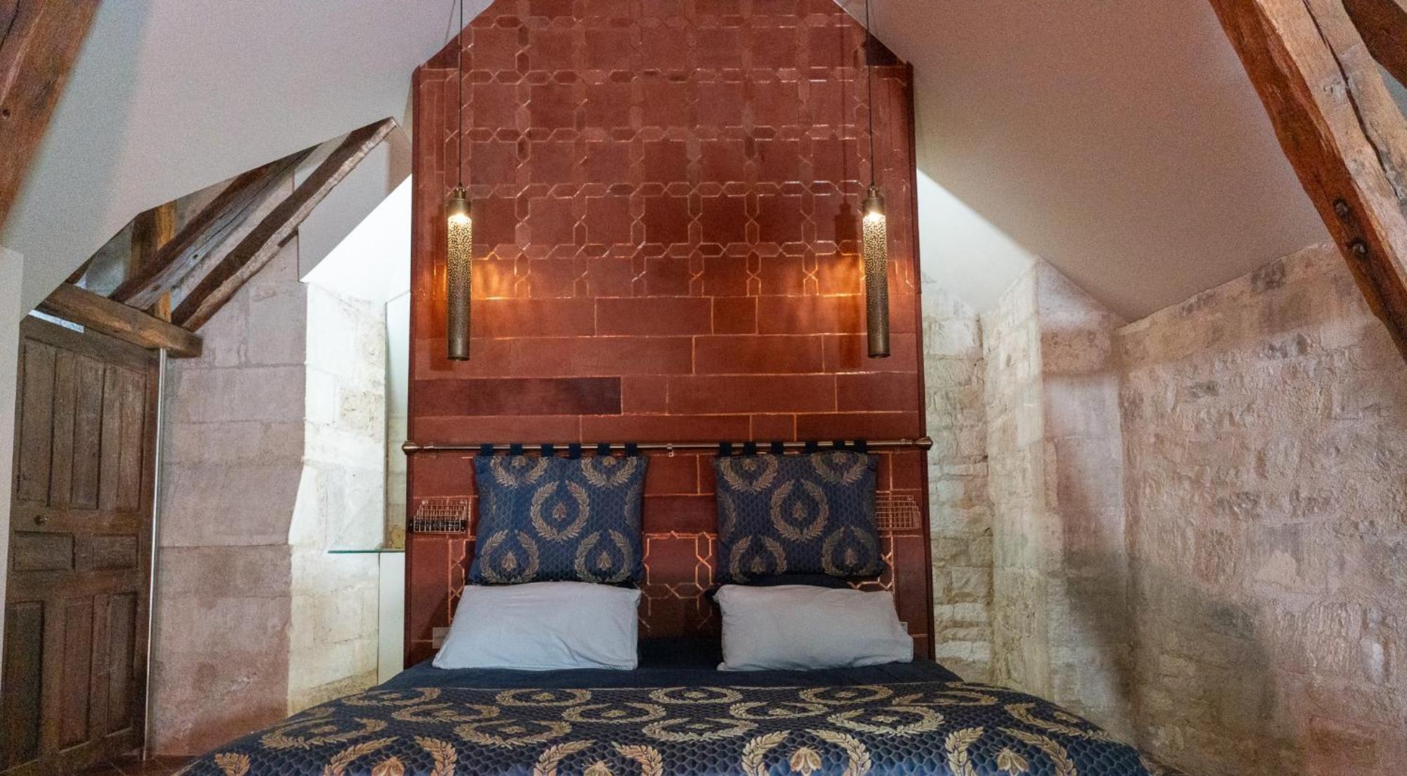 L'Abbaye Saint Michel Bed & Breakfast ตอนแนร์ ภายนอก รูปภาพ